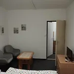 Samoty מלון דירות 3*