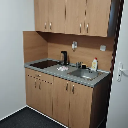 מלון דירות Samoty 3*